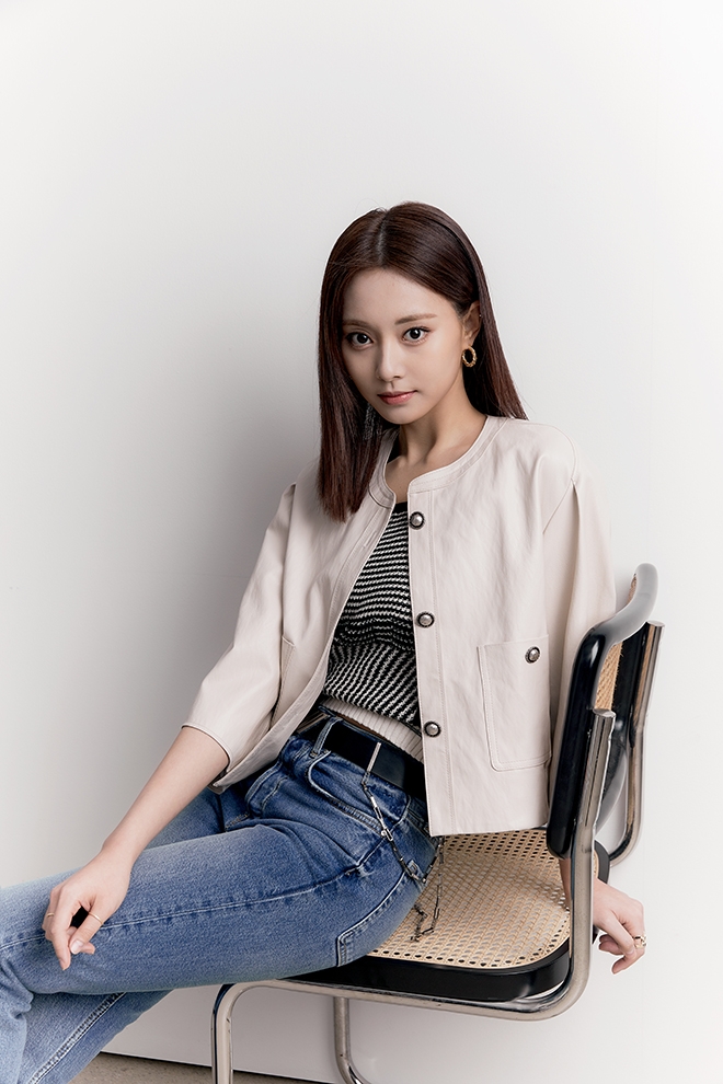 TZUYU x ZOOC Campaign 2022 Spring Collection (12).jpg