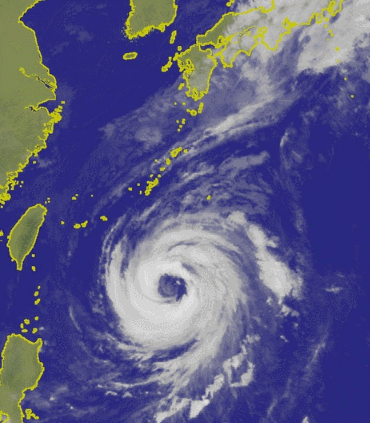typhoon-1824-trami-2018-09-27-2018-09-28.gif.gif